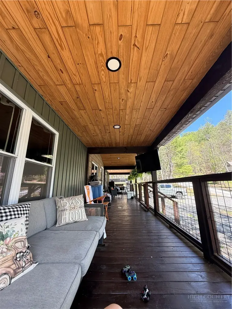 71 Ledford Ridge Lane, Bakersville, NC 28705 - #3