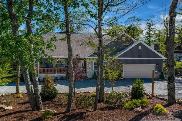 183 Woodhaven Drive, Sugar Mountain, NC 28604