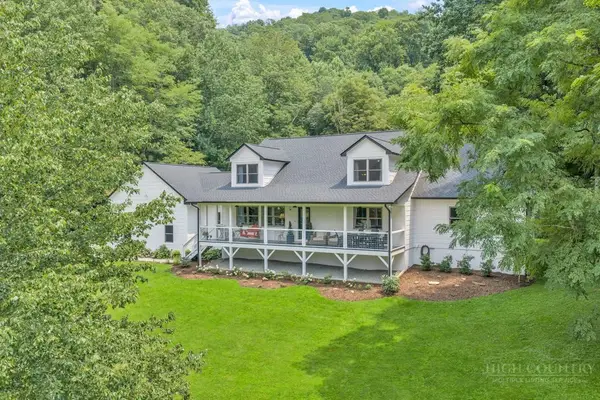 165 Leighway Lane, Banner Elk, NC 28604