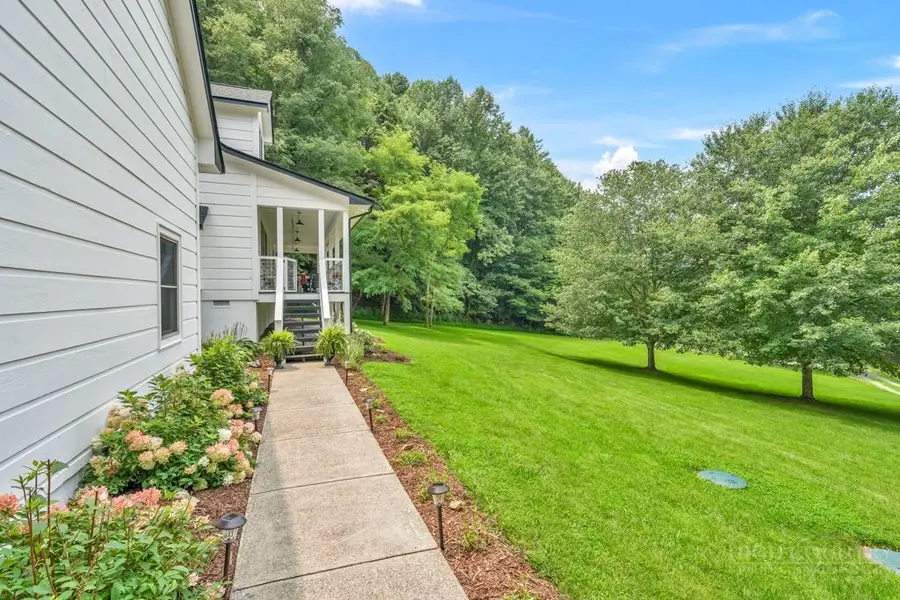 165 Leighway Lane, Banner Elk, NC 28604 - #3