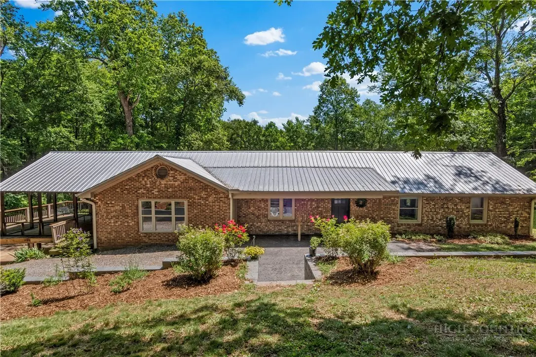142 Pioneer Road, Harmony, NC 28634 - #1