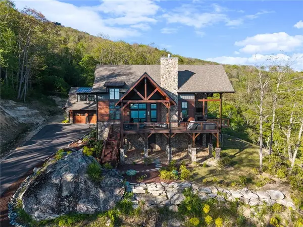 1635 Eagles Nest Trail, Banner Elk, NC 28604