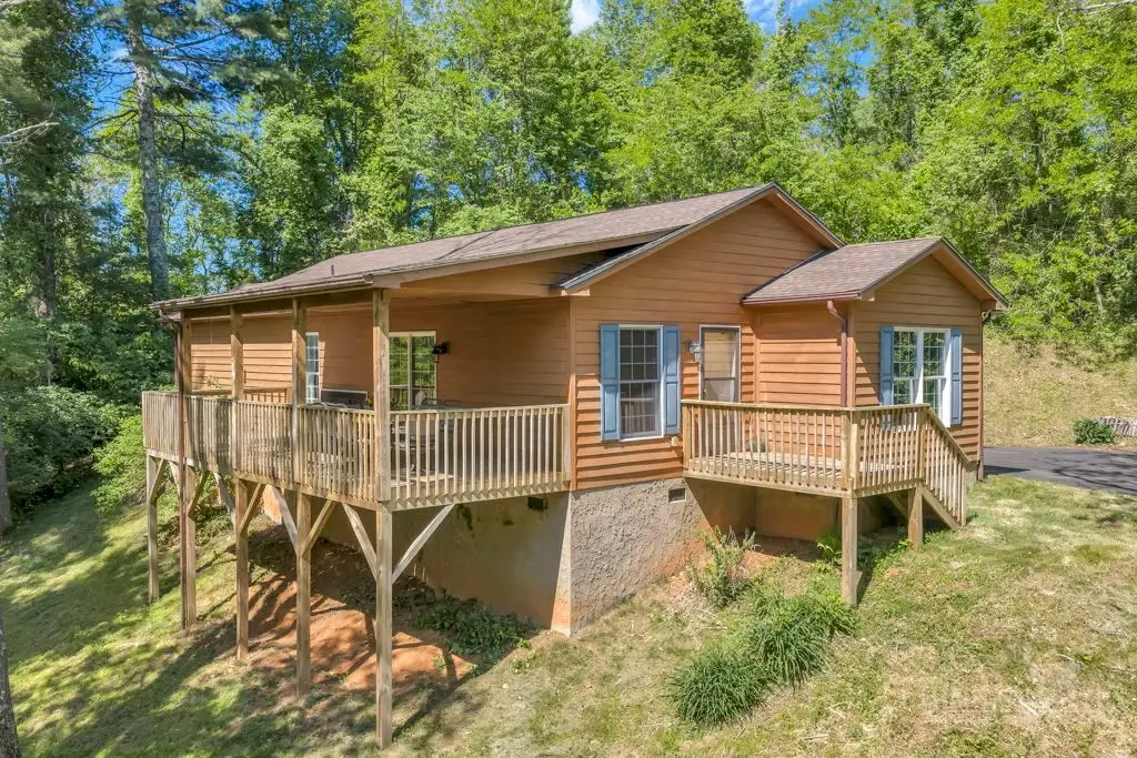 139 Chinquapin Springs Lane, Newland, NC 28657 - #1