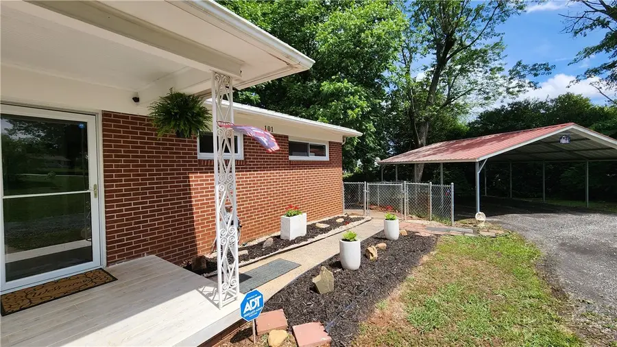 101 Bluebird Lane, Morganton, NC 28655 - #2