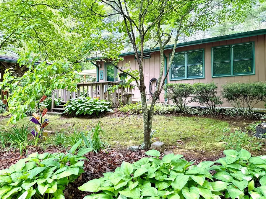 71 Yarrow Circle, Pineola, NC 28657 - #3