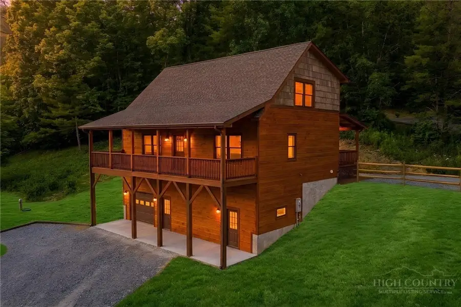 167 Apple Cove Road, Banner Elk, NC 28604 - #2