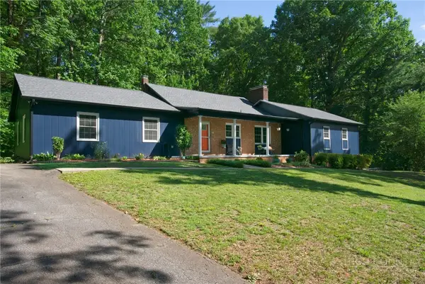 216 Eastwood Park Drive, Lenoir, NC 28645
