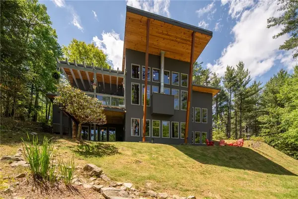 127 Bitter Root Drive, Blowing Rock, NC 28605