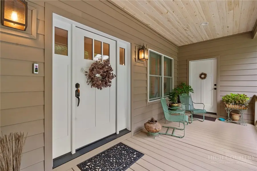 142 Highland Cove, West Jefferson, NC 28694 - #2