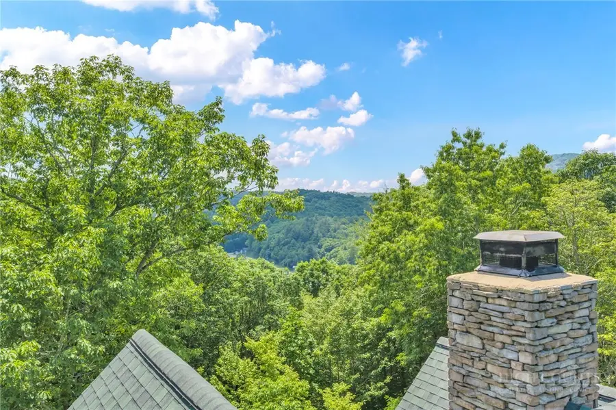 328 Nile Park Drive, Blowing Rock, NC 28605 - #2