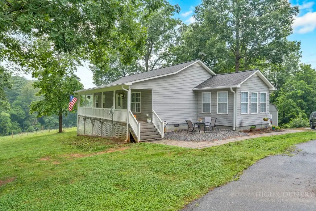 374 Deer Lane, Union Grove, NC 28689 - #1