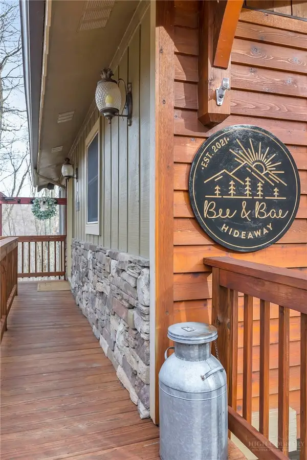 133 & 135 Locust Ridge Road, Beech Mountain, NC 28604