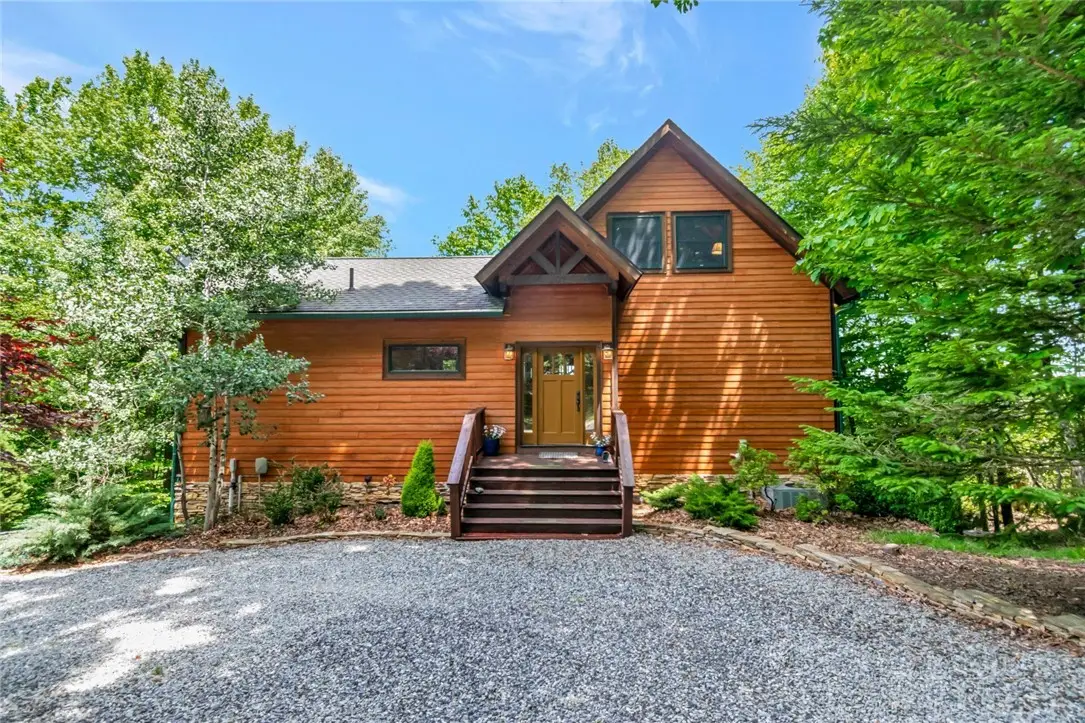107 Woodridge Rd + 4.6 Acres, Beech Mountain, NC 28604 - #1