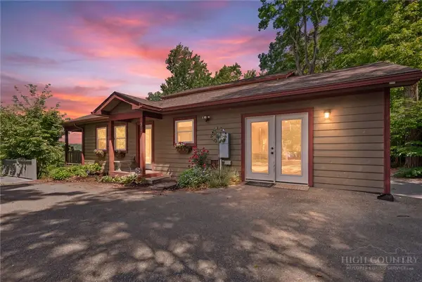 271 Misty Creek Drive, Blowing Rock, NC 28605
