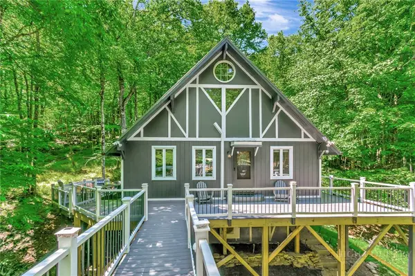 136 Staghorn Hollow, Beech Mountain, NC 28604