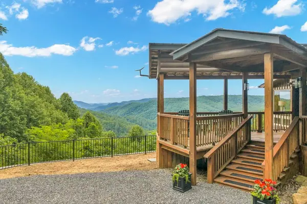 118 Paisley View, Lenoir, NC 28645