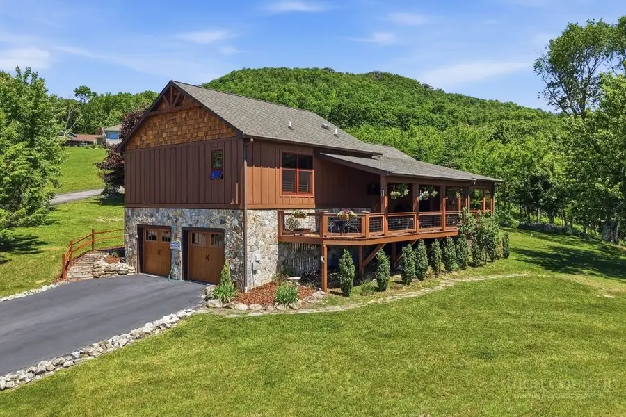 470 Banner Grande Lane, Banner Elk, NC 28604 - #2