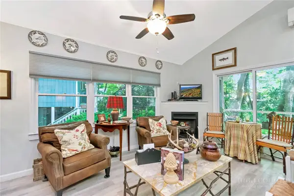 41 Valley Lane, Newland, NC 28657