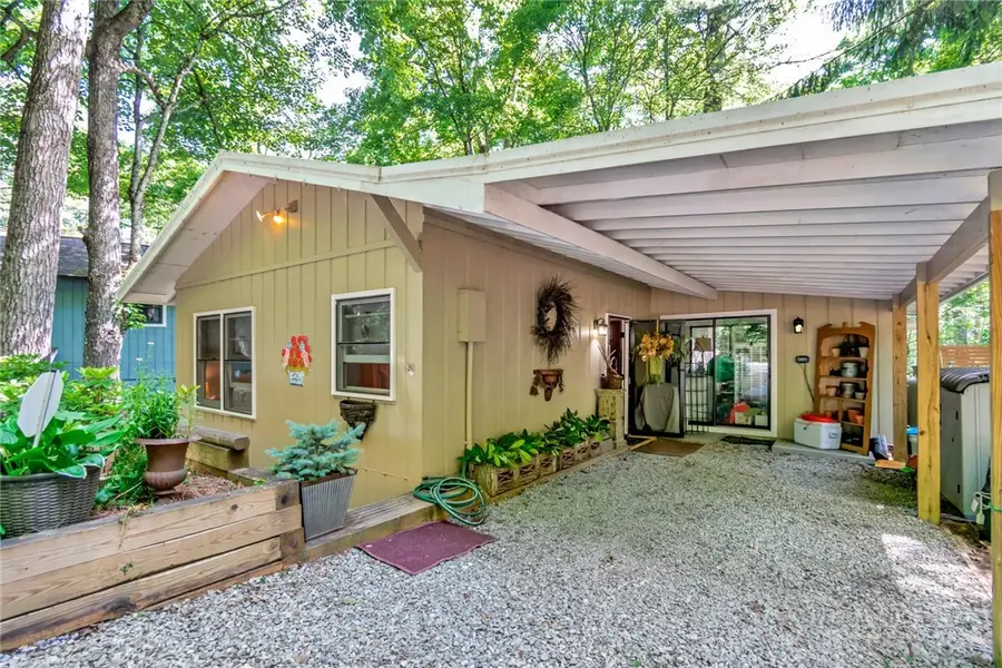41 Valley Lane, Newland, NC 28657 - #2