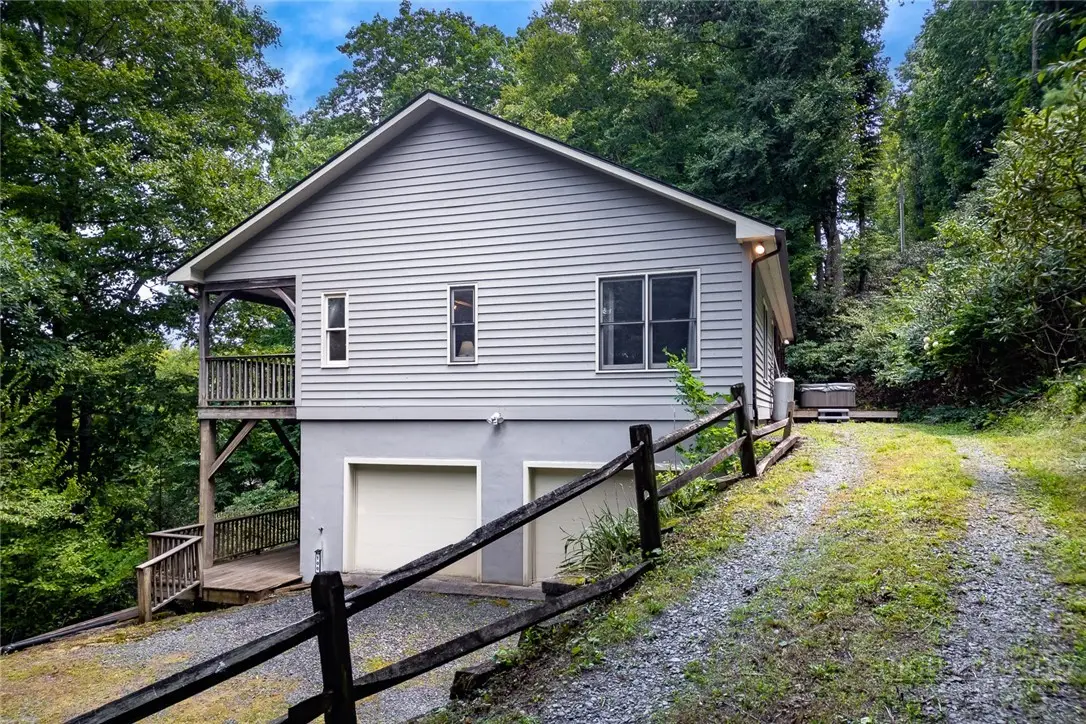 100 Ravens View, Boone, NC 28607 - #1