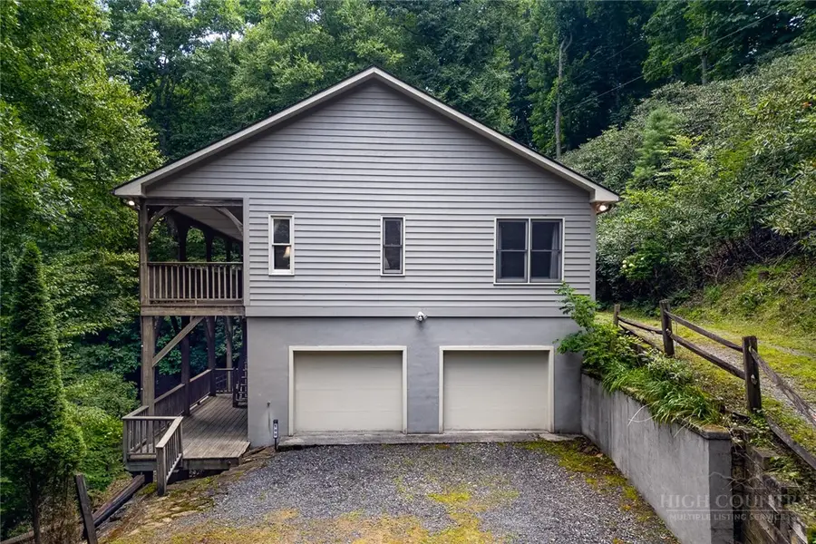 100 Ravens View, Boone, NC 28607 - #2