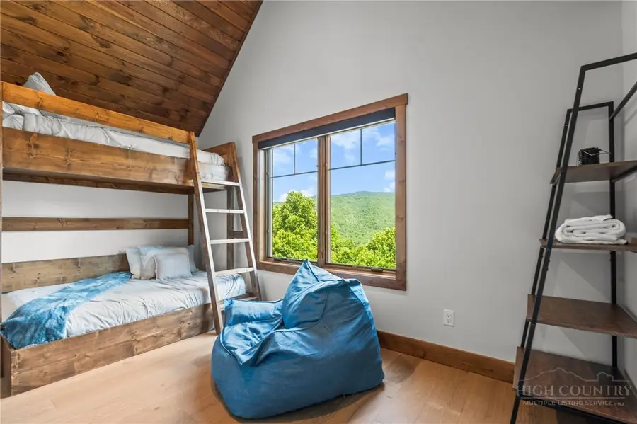 1030 High Valley Overlook, Banner Elk, NC 28604 - #2