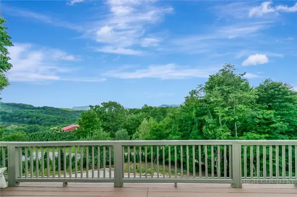 90 Rabbit Hill Lane, Newland, NC 28657