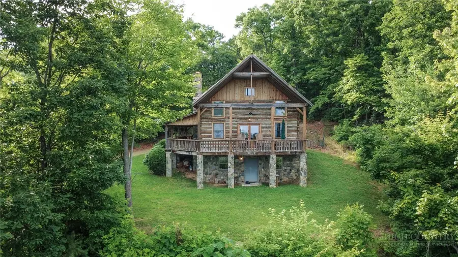1639 Mountain Vista Drive, McGrady, NC 28649 - #2