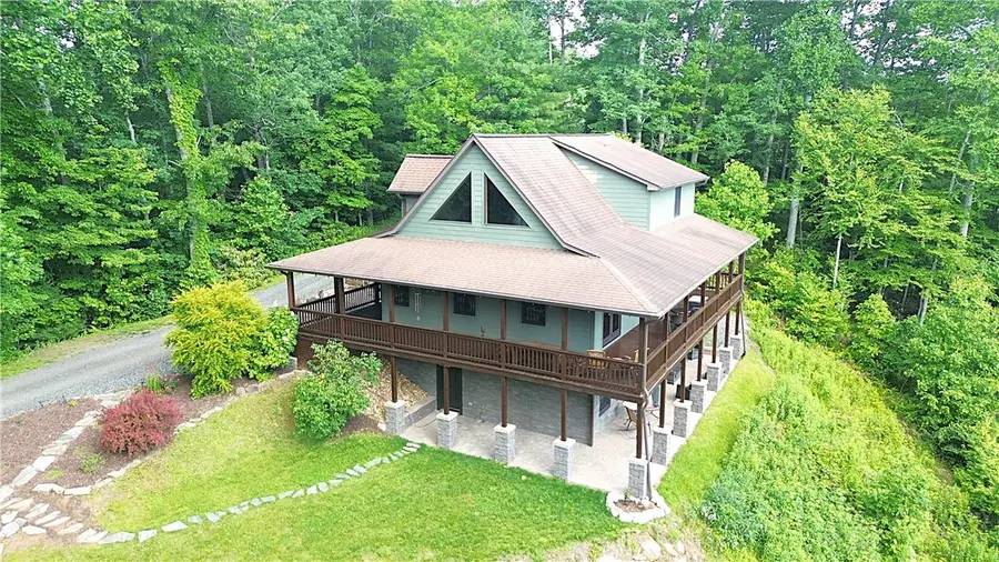 1400 Rustic Road, West Jefferson, NC 28694 - #2