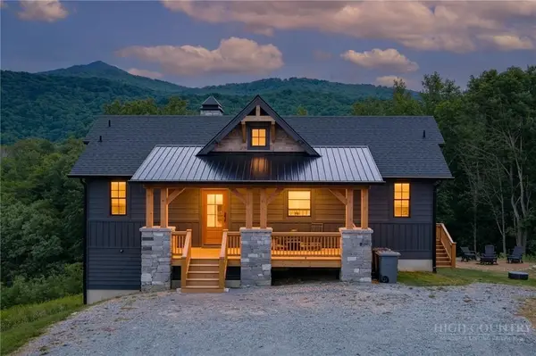 208 Banner Glade Trail, Banner Elk, NC 28604