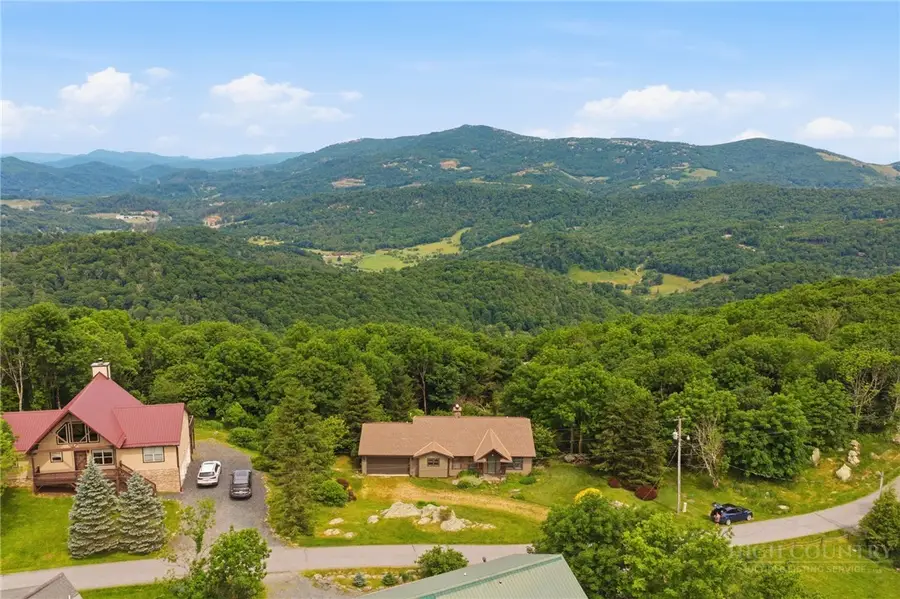 276 Four Diamond Drive, Seven Devils, NC 28604 - #3