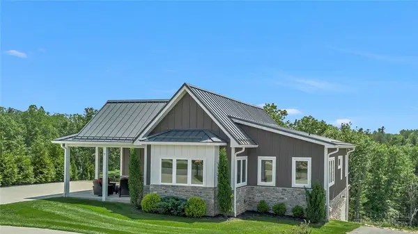 77 Paynes Court, Roaring Gap, NC 28668