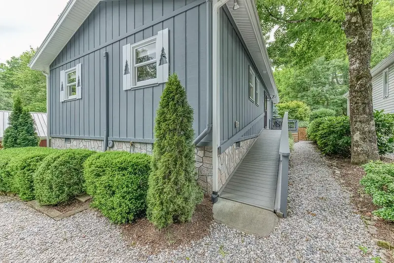 76 Whispering Pine Loop, Newland, NC 28657 - #3