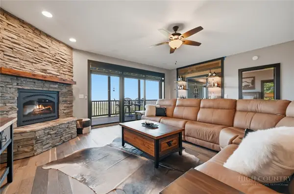 649 Craggy Pointe #20D, Sugar Mountain, NC 28604