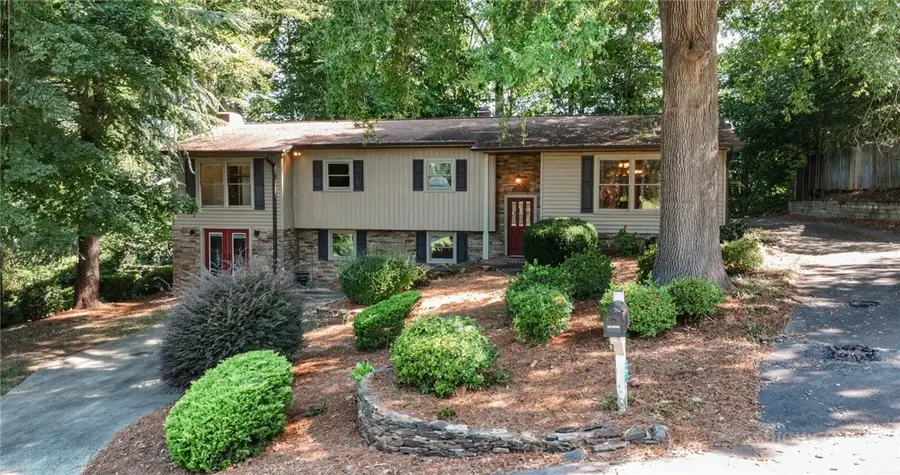 1524 Holly Circle, Wilkesboro, NC 28697 - #2
