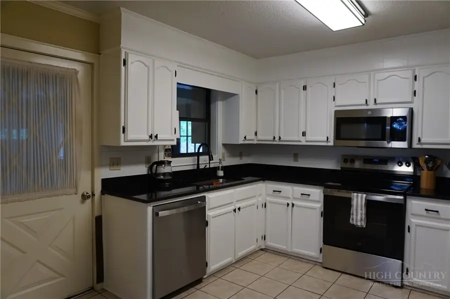 116 Brandiwood Estates Drive, West Jefferson, NC 28694 - #3