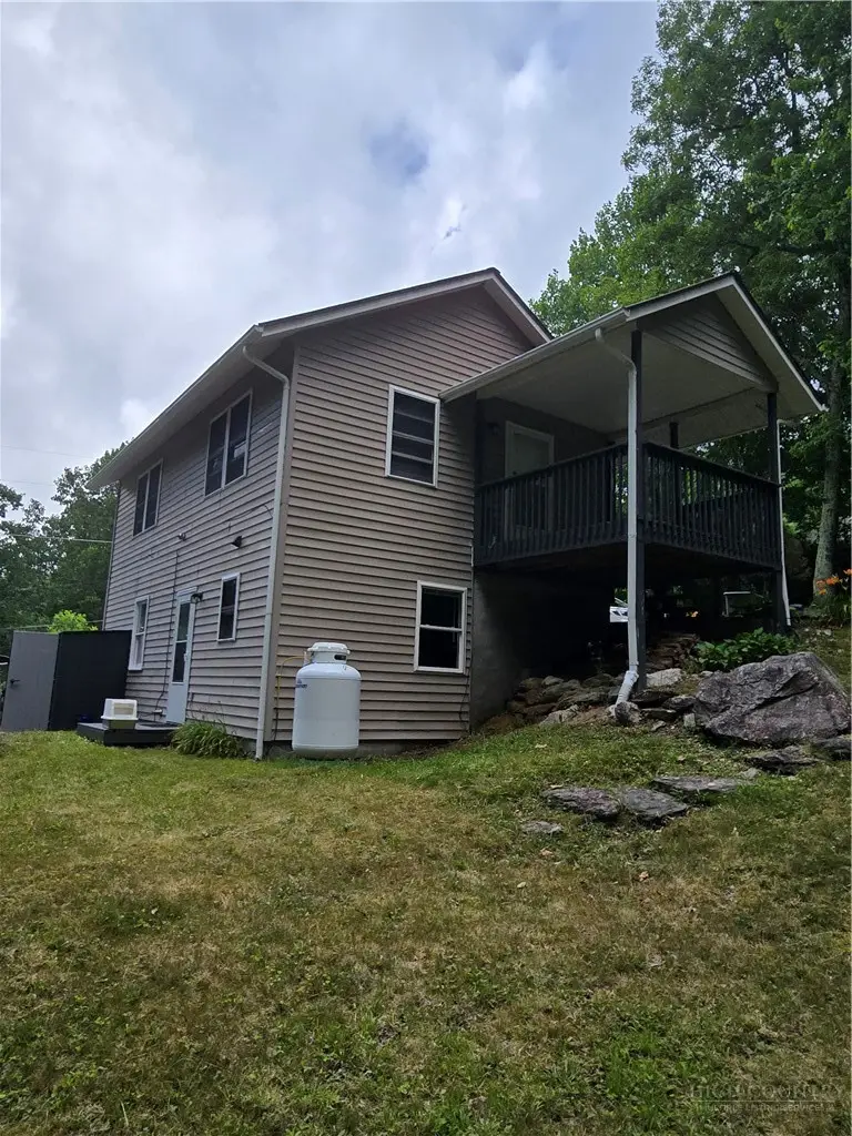 49 Paradise Lane, Newland, NC 28657 - #3