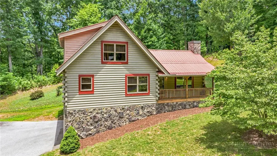 249 Candle Street, West Jefferson, NC 28694 - #3