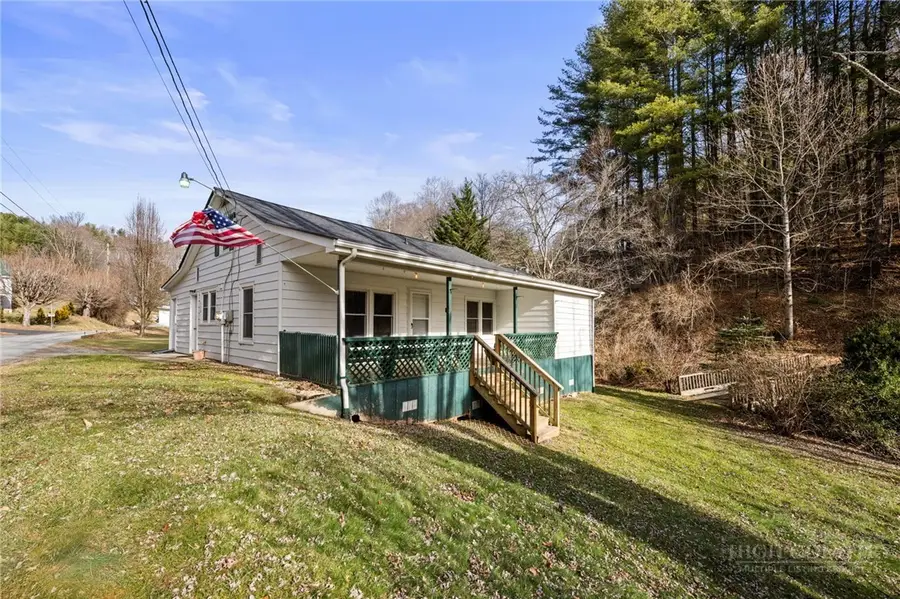 336 Willowdale Church Road, Vilas, NC 28692 - #3