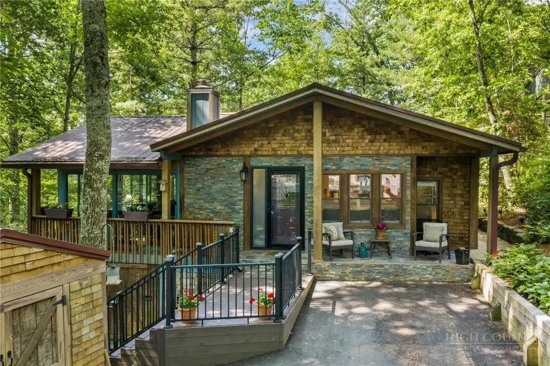 180 Longview Road, Newland, NC 28657 - #1
