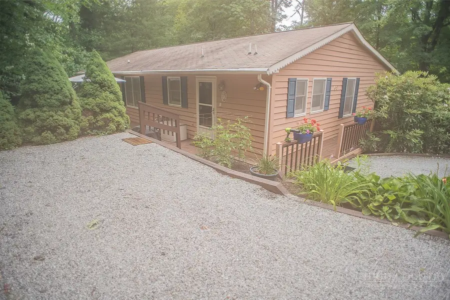 60 Pine View Road, Newland, NC 28657 - #2