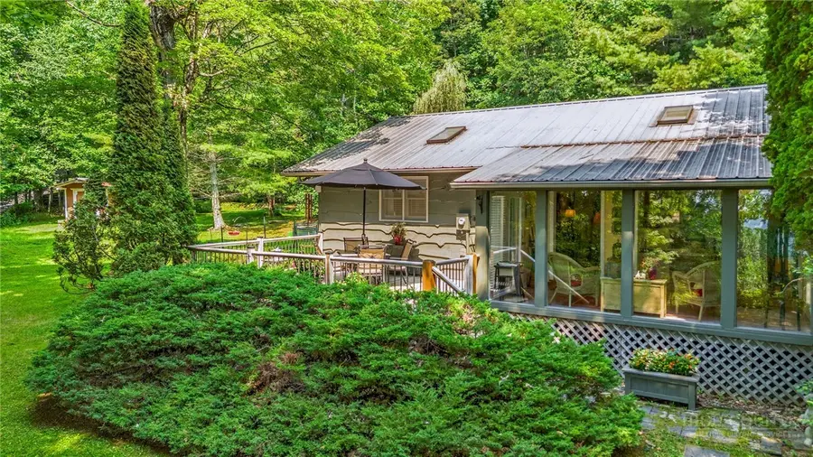 1493 Laurel Creek Rd Ext, Todd, NC 28684 - #2