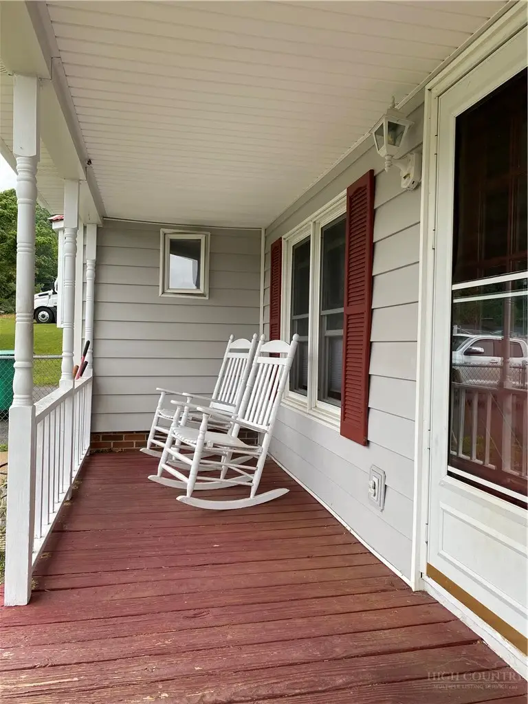 512 Bare Street, West Jefferson, NC 28694 - #3