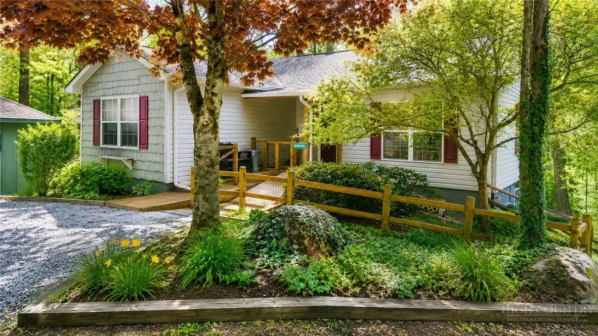 32 Yarrow Circle, Newland, NC 28657 - #1