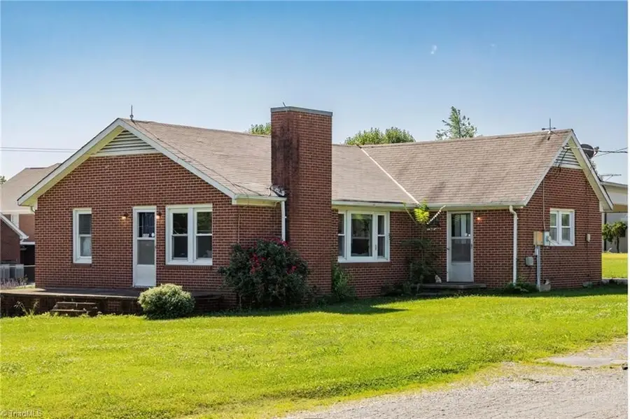 820 Suncrest Orchard Road, North Wilkesboro, NC 28659 - #2