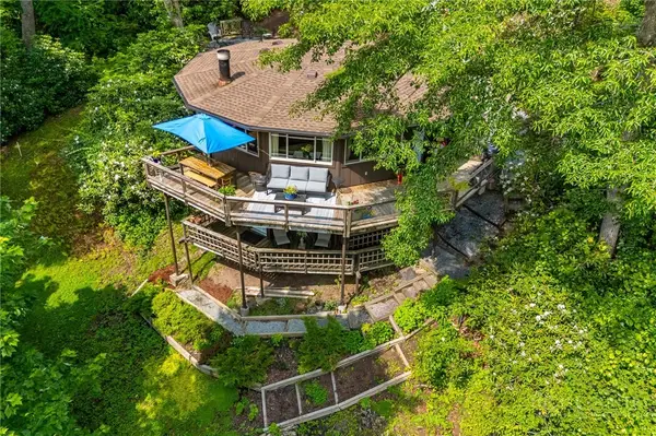 104 Bluminway Circle, Linville, NC 28646
