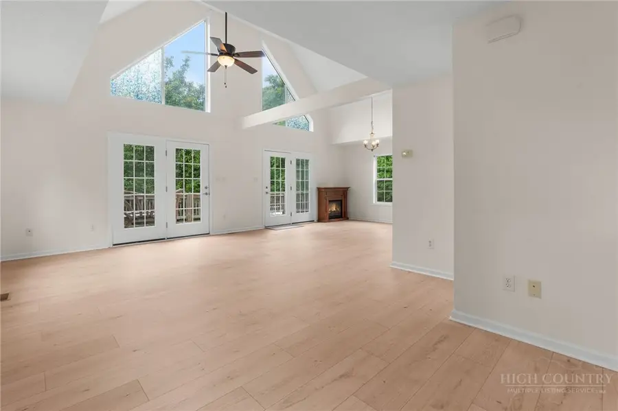 132 Yearling Lane, Blowing Rock, NC 28605 - #3