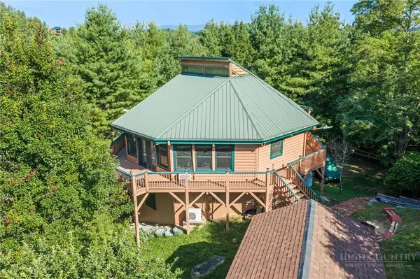 796 River Country Road, Piney Creek, NC 28663