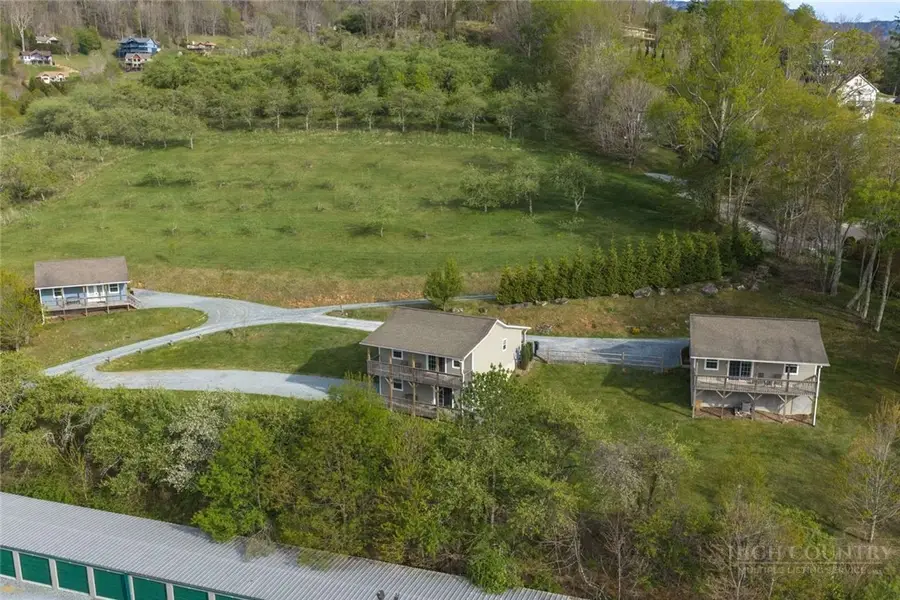 164 Apple Blossom Lane, Banner Elk, NC 28604 - #2