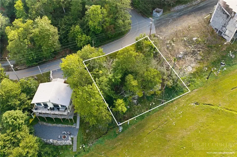 107 Wedling Weg, Beech Mountain, NC 28604 - #3
